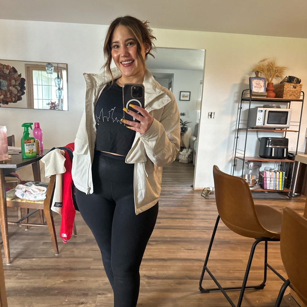 Meet your Posher, Megan